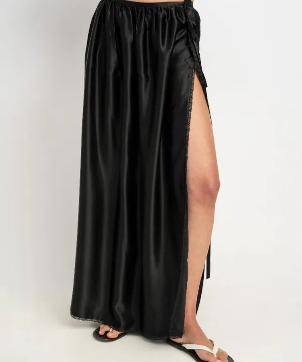 NINA BLACK SKIRT